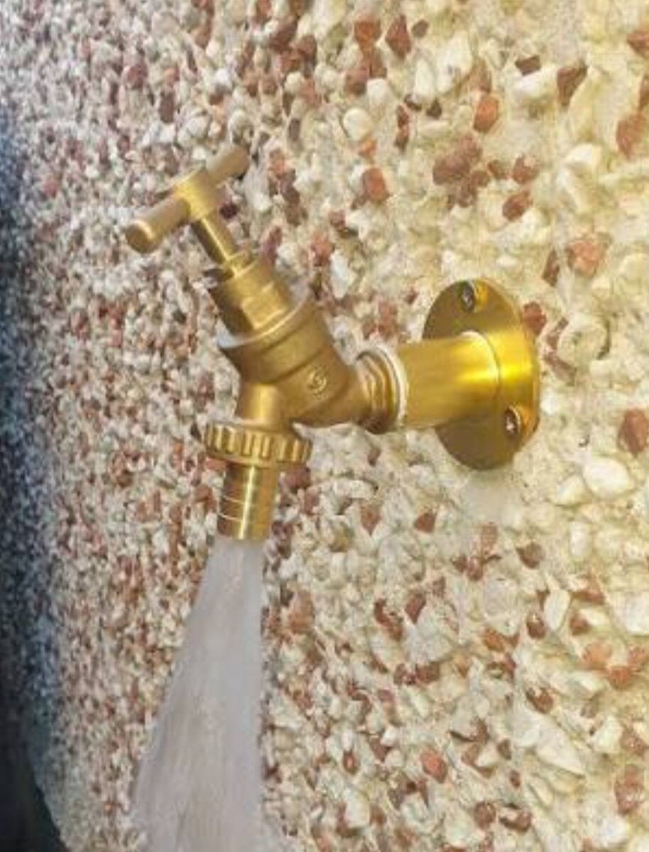 Outdoor tap installation